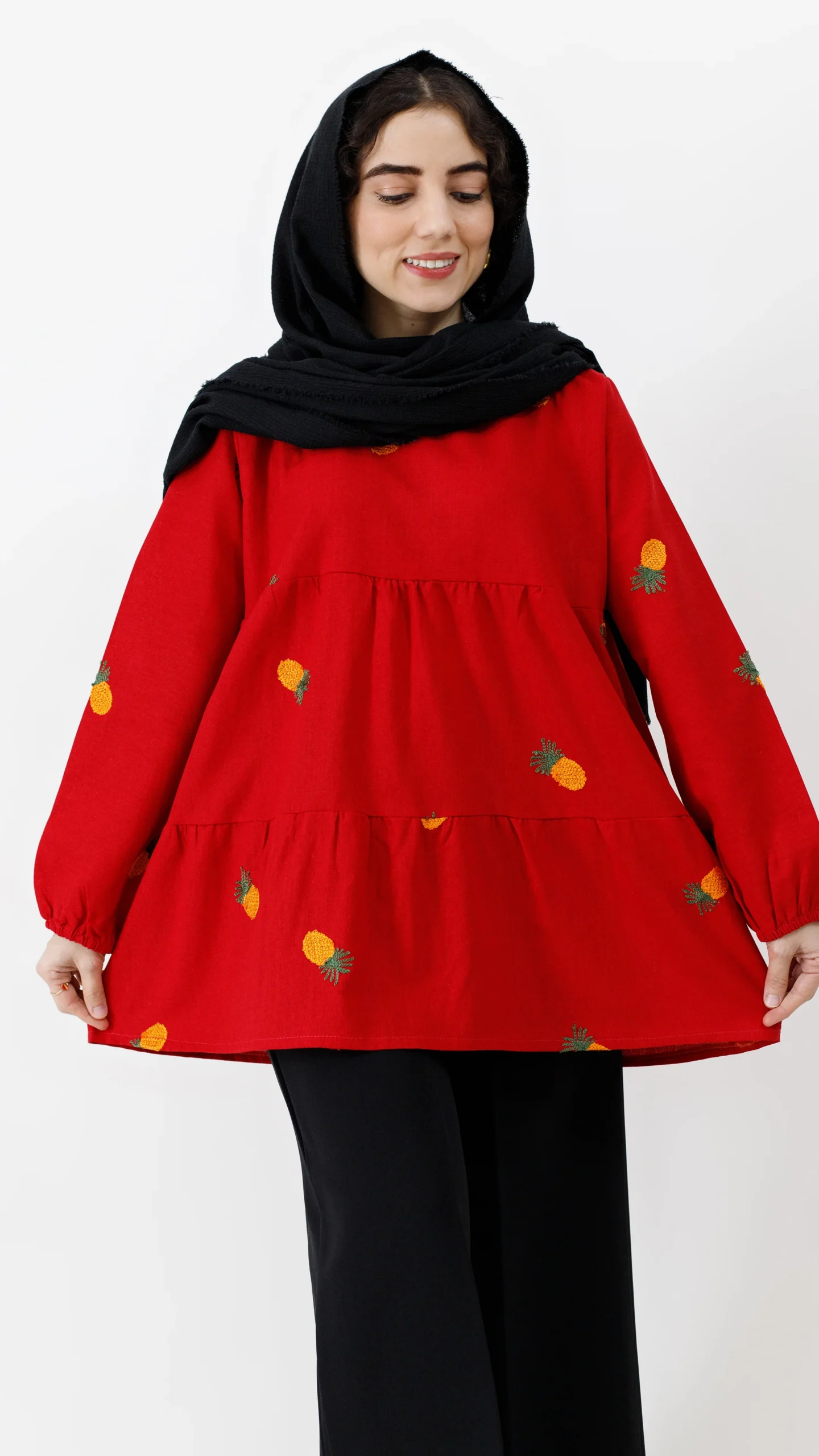 مانتو عروسکی آناناسی قرمز مانتو عروسکی آناناسی قرمز