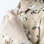 تونیک اطلسی گل گلی کرمی