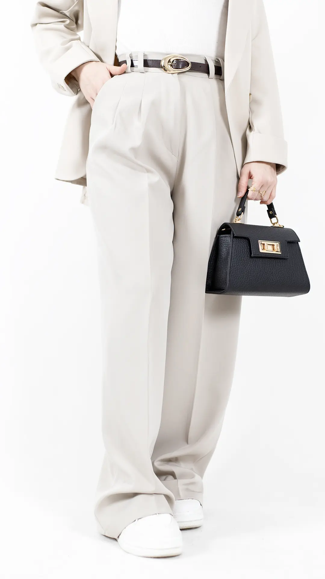 شلوار بگ پارچه ای اولدمانی رنگ کرمی شلوار بگ پارچه ای اولدمانی رنگ کرمی