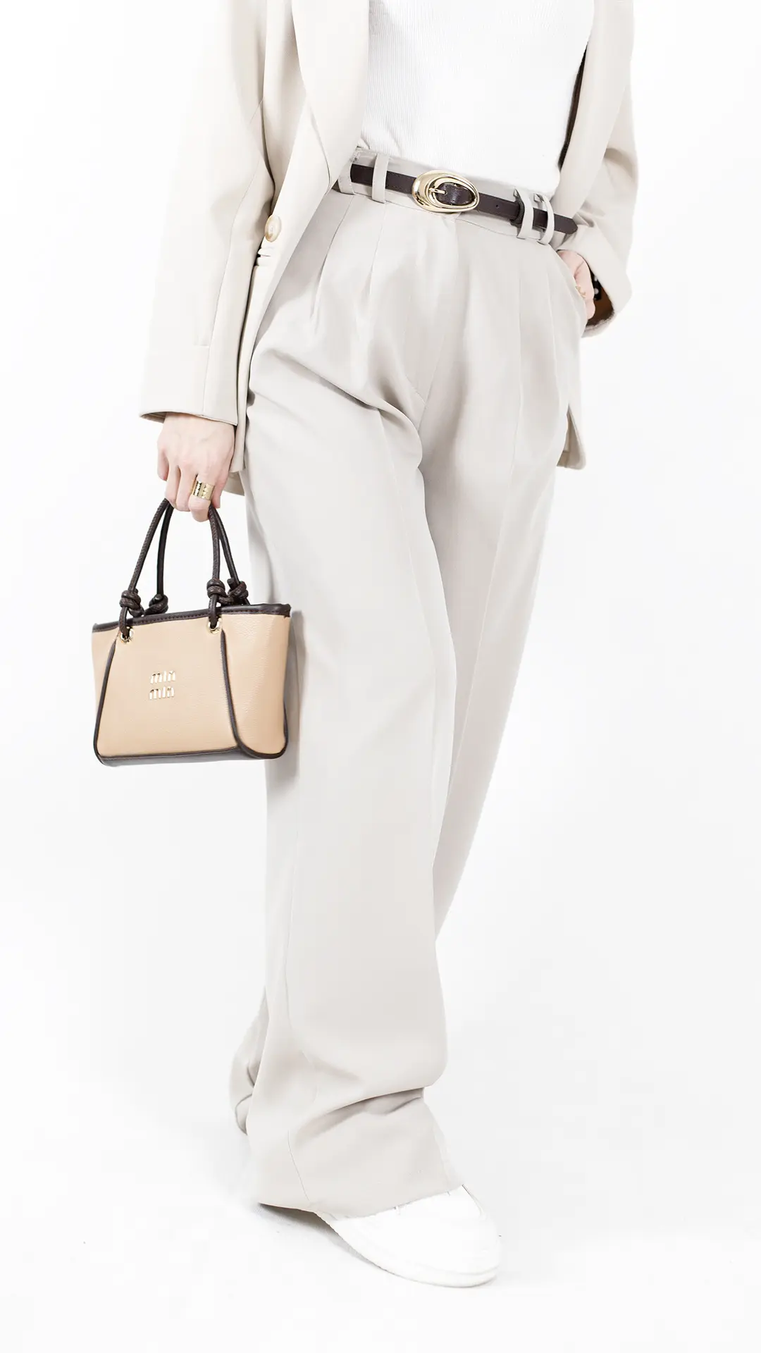 شلوار بگ پارچه ای اولدمانی رنگ کرمی شلوار بگ پارچه ای اولدمانی رنگ کرمی