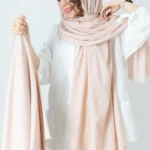 شال کنفی صورتی