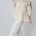 شومیز عروسکی کرمی