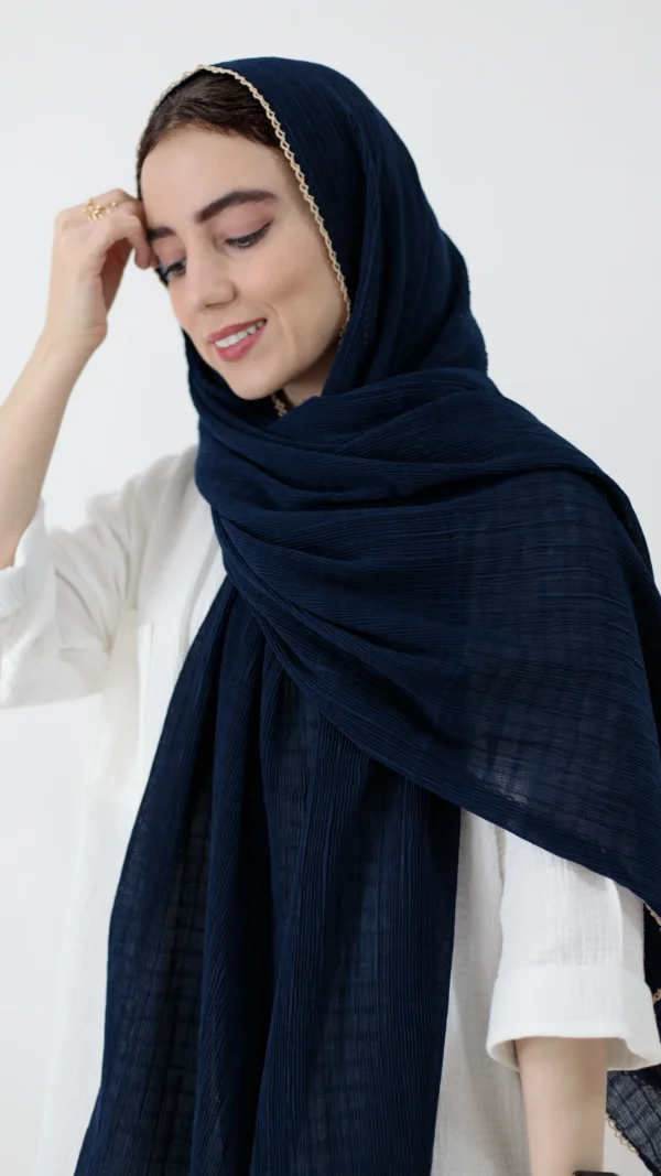 شال نخی سرمه ای