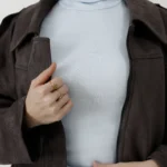 تاپ یقه اسکی آبی