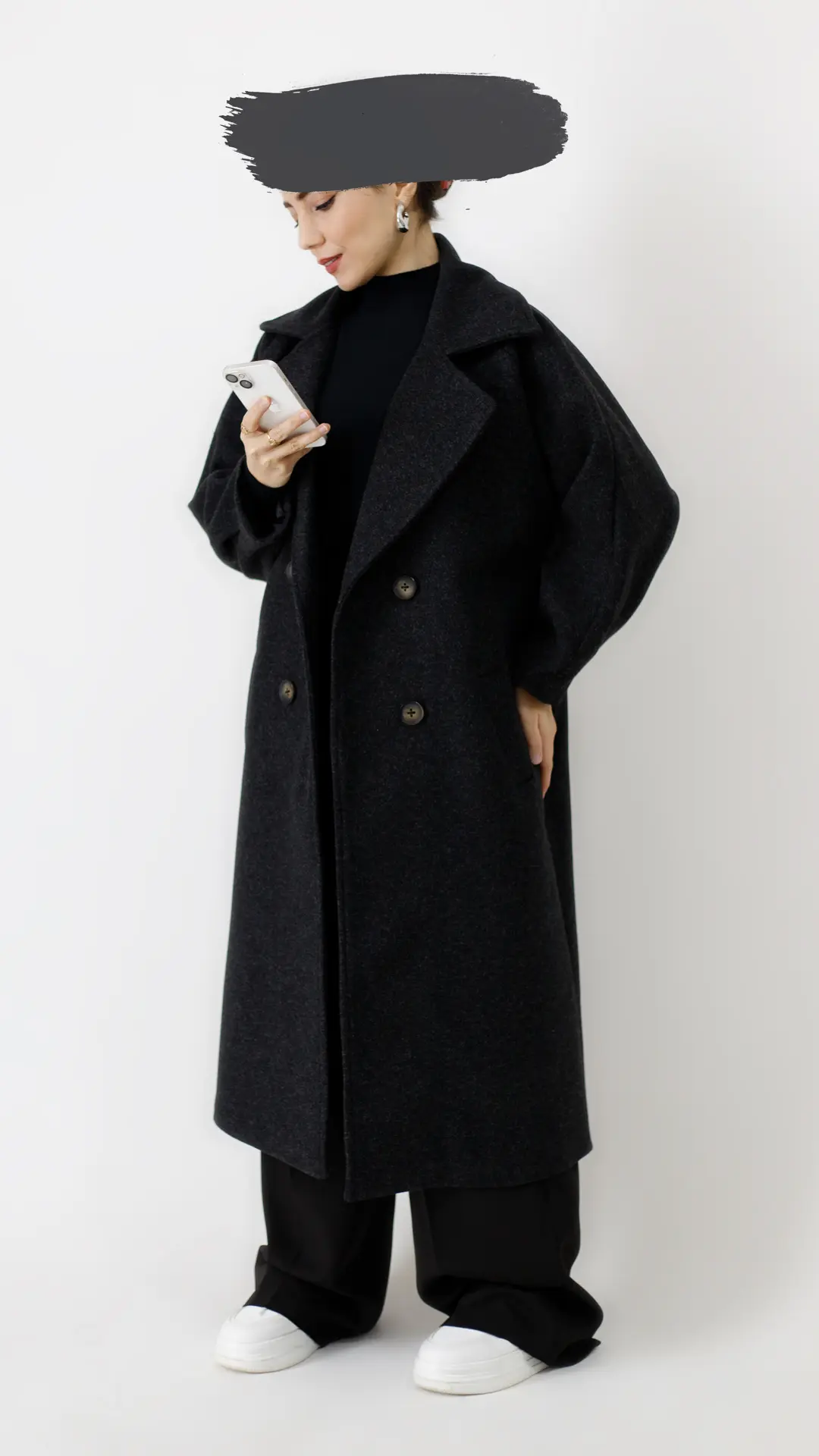 پالتو فوتر بلند آستردار رنگ مشکی پالتو فوتر بلند آستردار رنگ مشکی