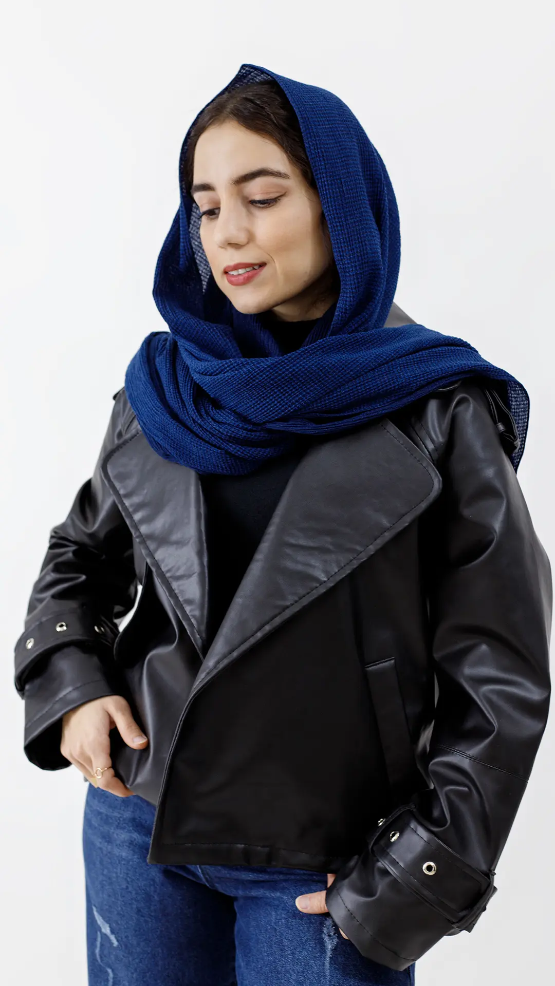 کت چرم کلاسیک رنگ مشکی کت چرم کلاسیک رنگ مشکی