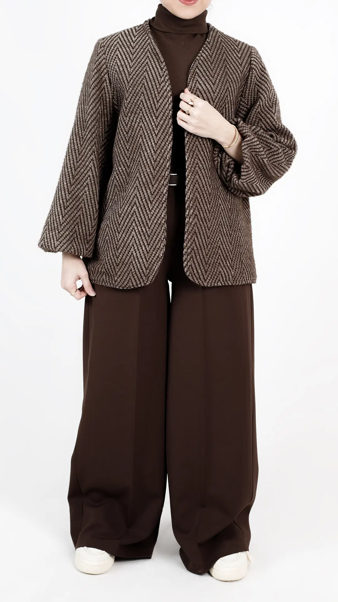 کت لمزو آستردار آستین پفی رنگ قهوه ای کت لمزو آستردار آستین پفی رنگ قهوه ای