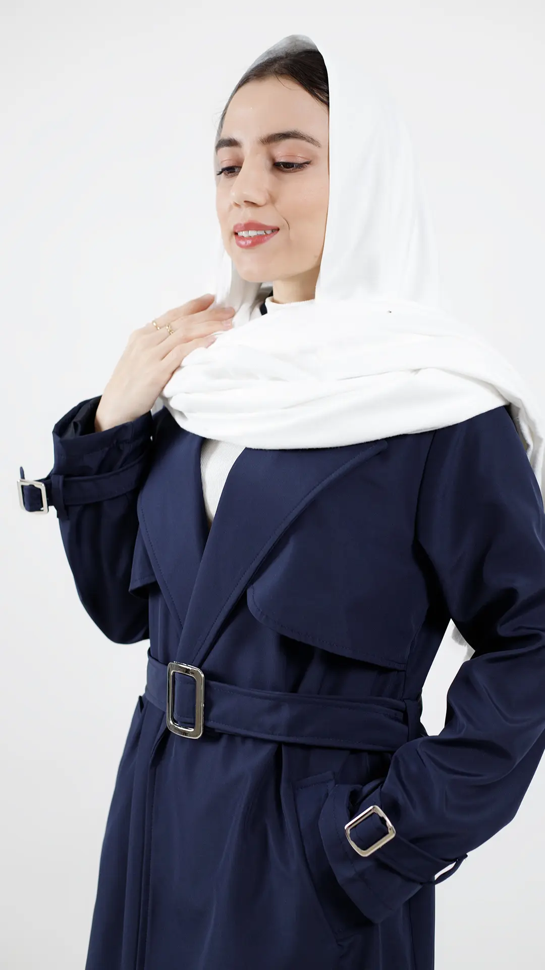 بارونی بلند استردار ضد اب مدل بیسیک رنگ سرمه ای بارونی بلند استردار ضد اب مدل بیسیک رنگ سرمه ای