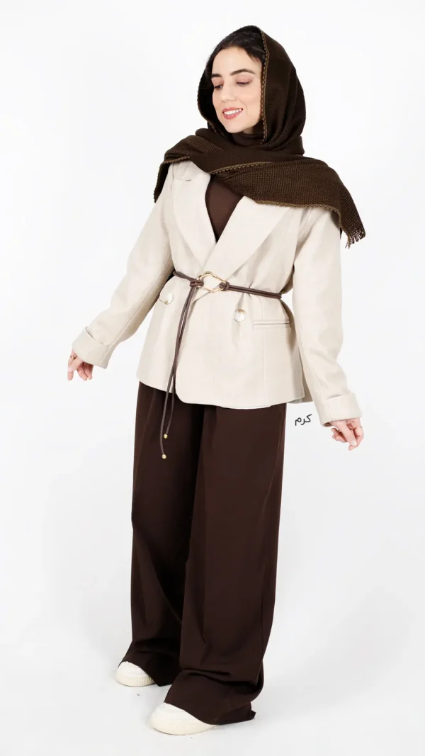 کت فوتر کوتاه آستردار رنگ کرمی