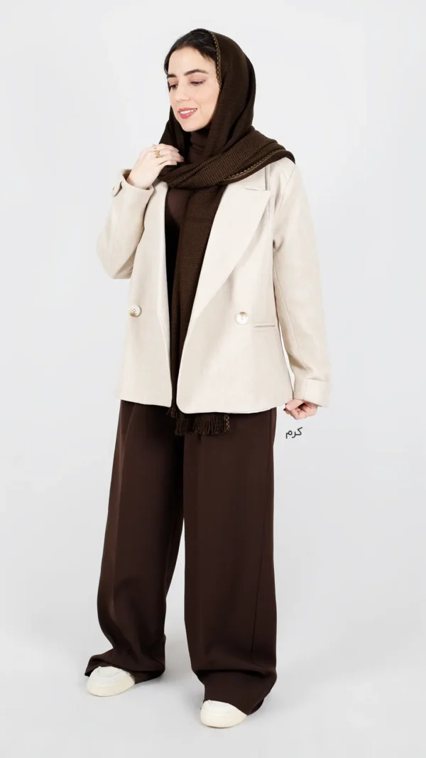 کت فوتر کوتاه آستردار رنگ کرمی