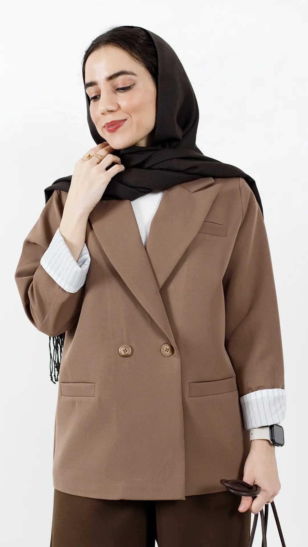 کت دو دکمه آستین راه راه رنگ موکا کت دو دکمه آستین راه راه رنگ موکا