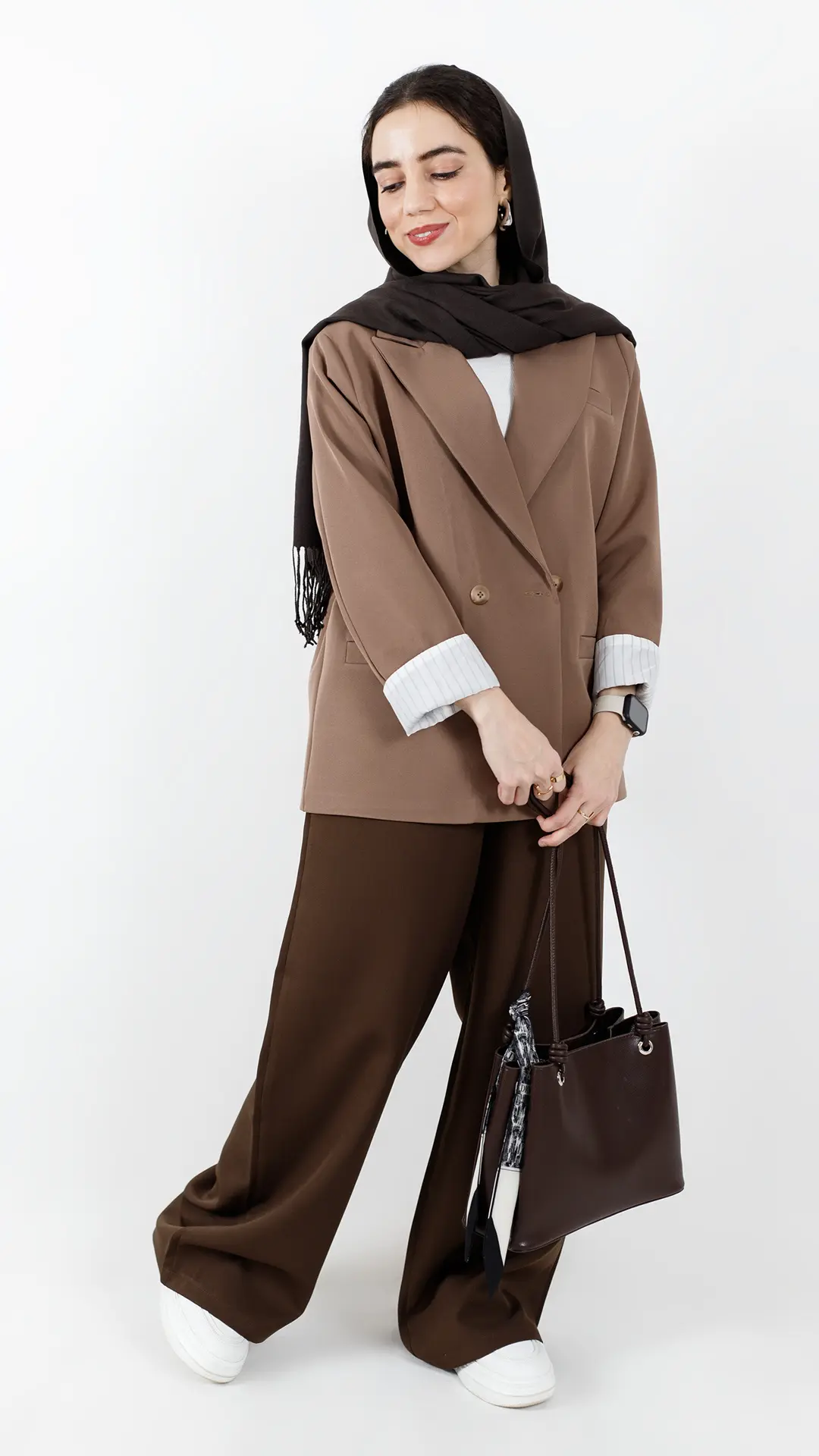 کت دو دکمه آستین راه راه رنگ موکا کت دو دکمه آستین راه راه رنگ موکا