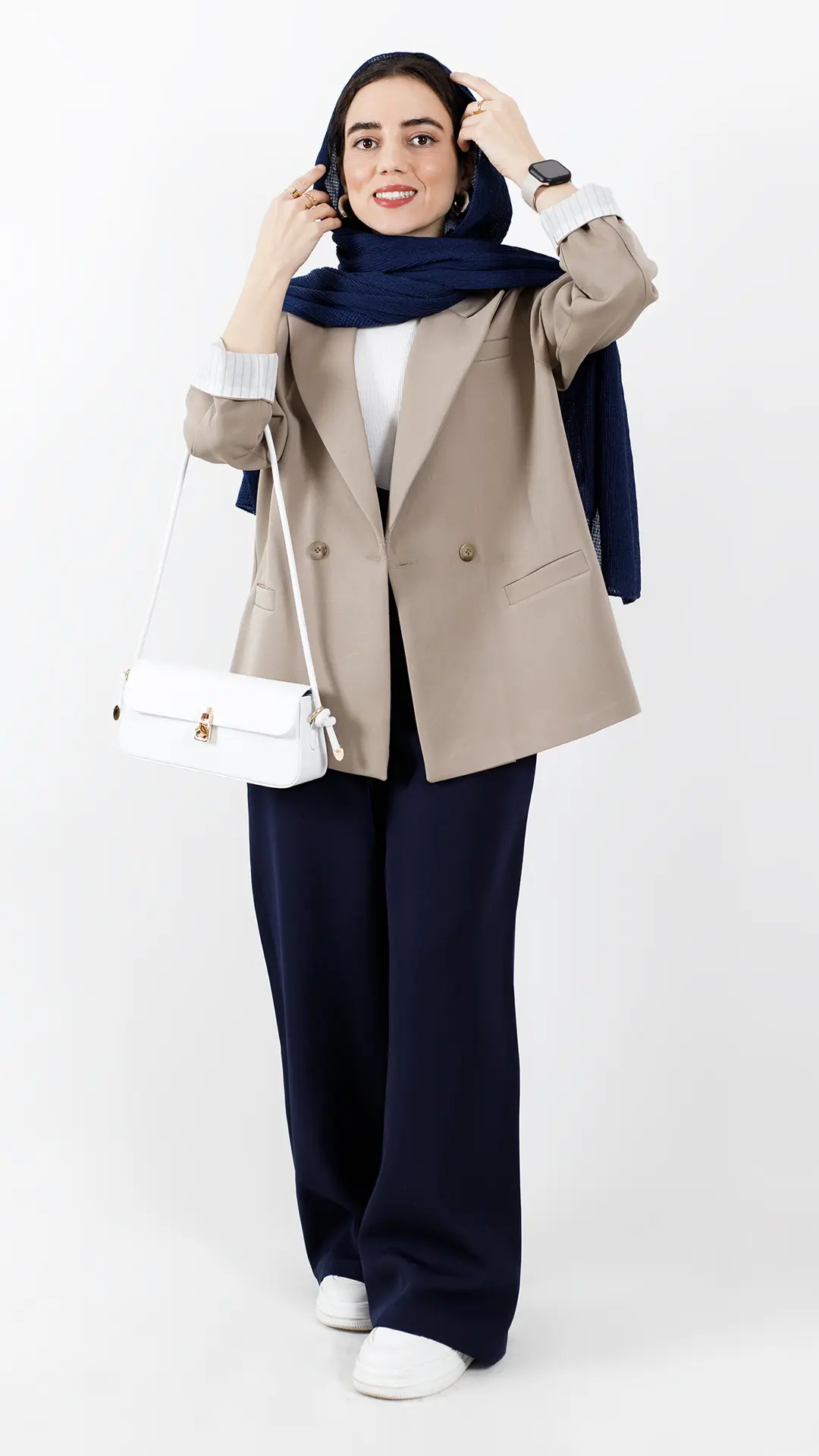 کت دو دکمه آستین راه راه رنگ نسکافه ای کت دو دکمه آستین راه راه رنگ نسکافه ای