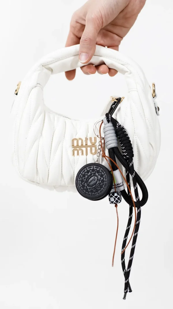 چارم بگ بیسکوئیتی