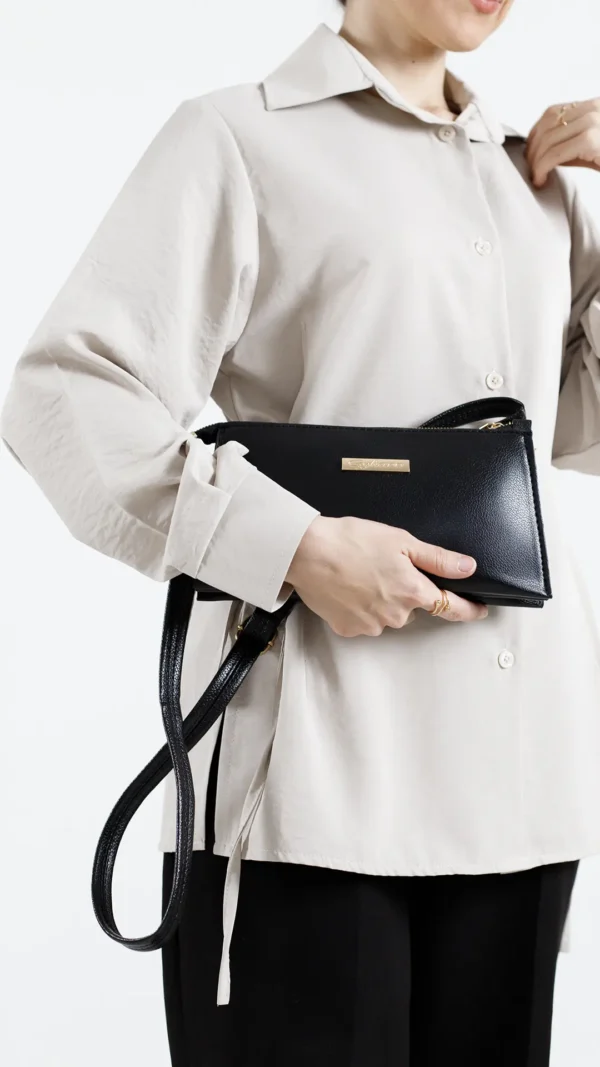 کیف جی کاکو رنگ مشکی