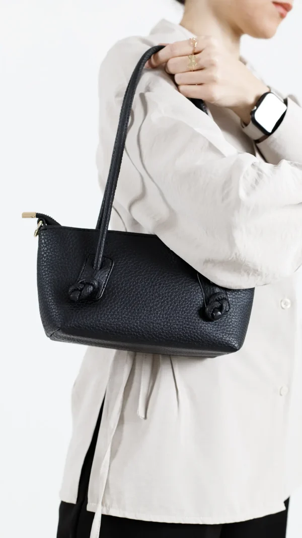 کیف جلو گره ای رنگ مشکی