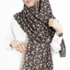 شال گلدار رنگ قهوه ای
