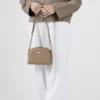 کیف نیم دایره روزمره رنگ نسکافه ای